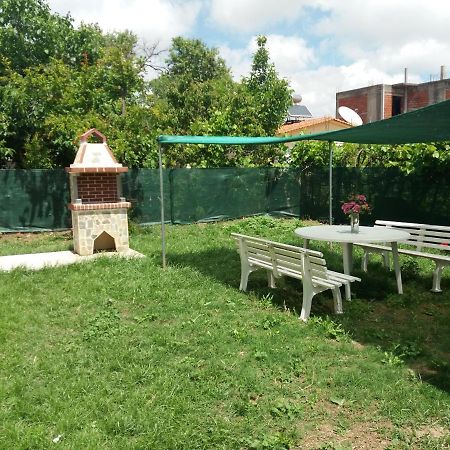 לימנריה Villa Sotiria Lux מראה חיצוני תמונה
