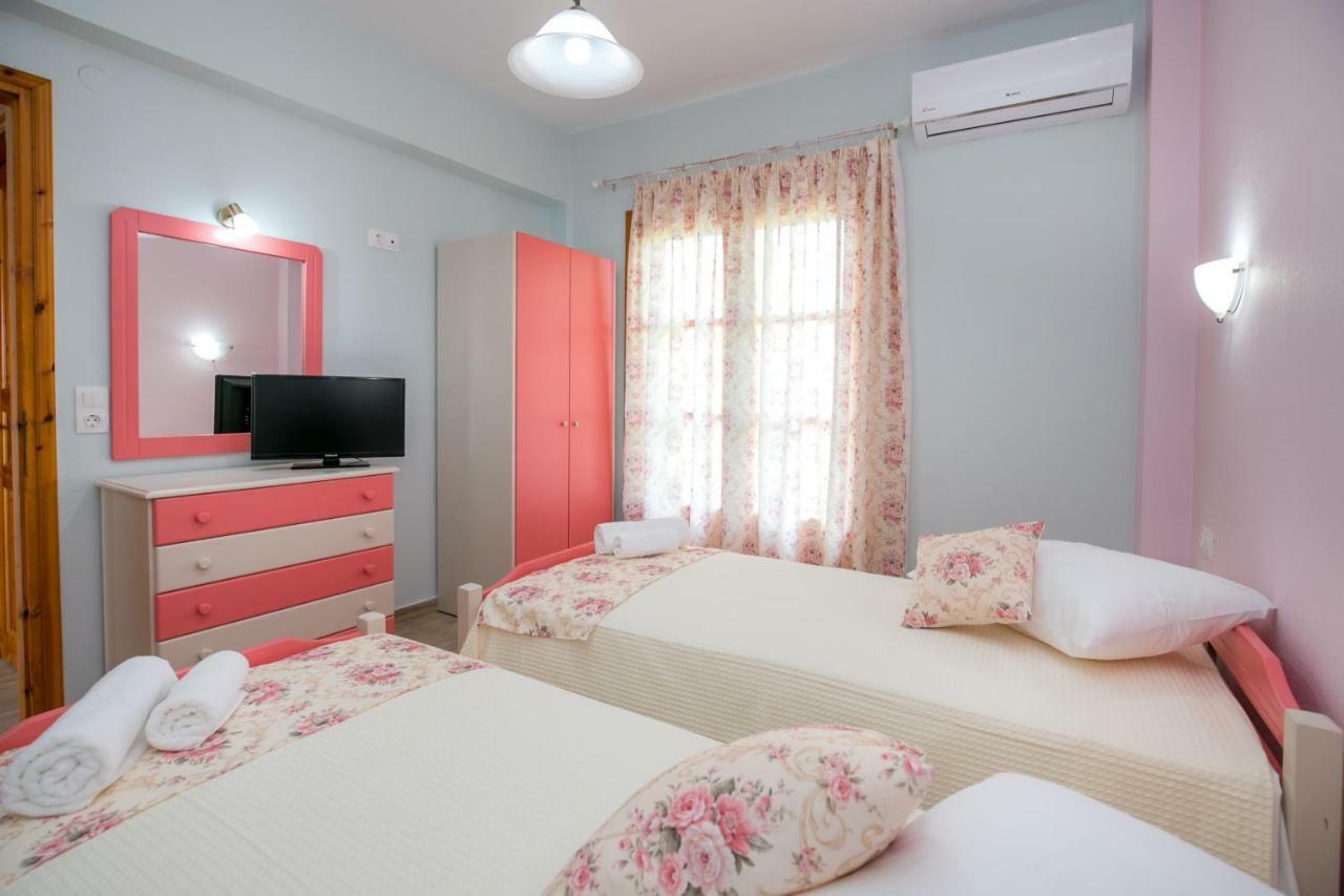 לימנריה Villa Sotiria Lux מראה חיצוני תמונה