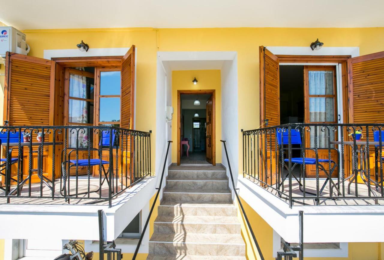 לימנריה Villa Sotiria Lux מראה חיצוני תמונה